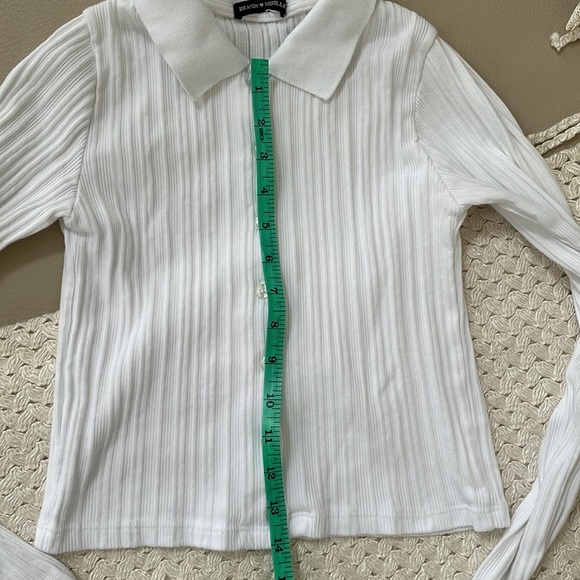 BRANDY MELVILLE TOP - Picture 7 of 8